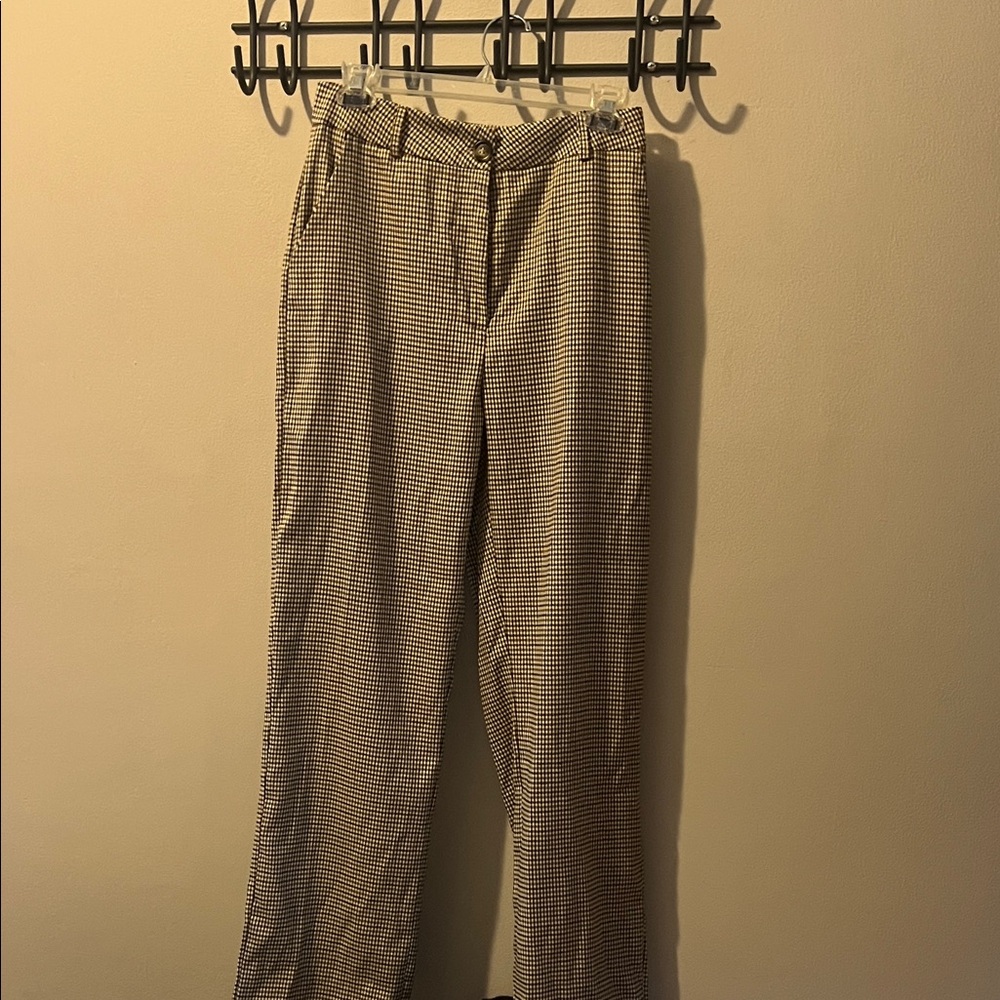 Women's Houndstooth Pants - Black and Tan